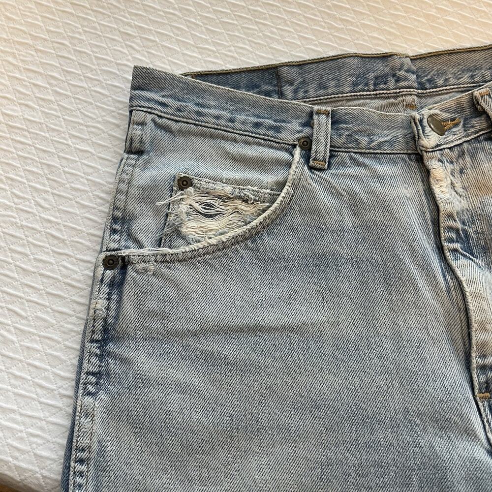 Wrangler Denim High Rise Cut Off Women Shorts Size 32 Festival Western Rodeo - Picture 3 of 11
